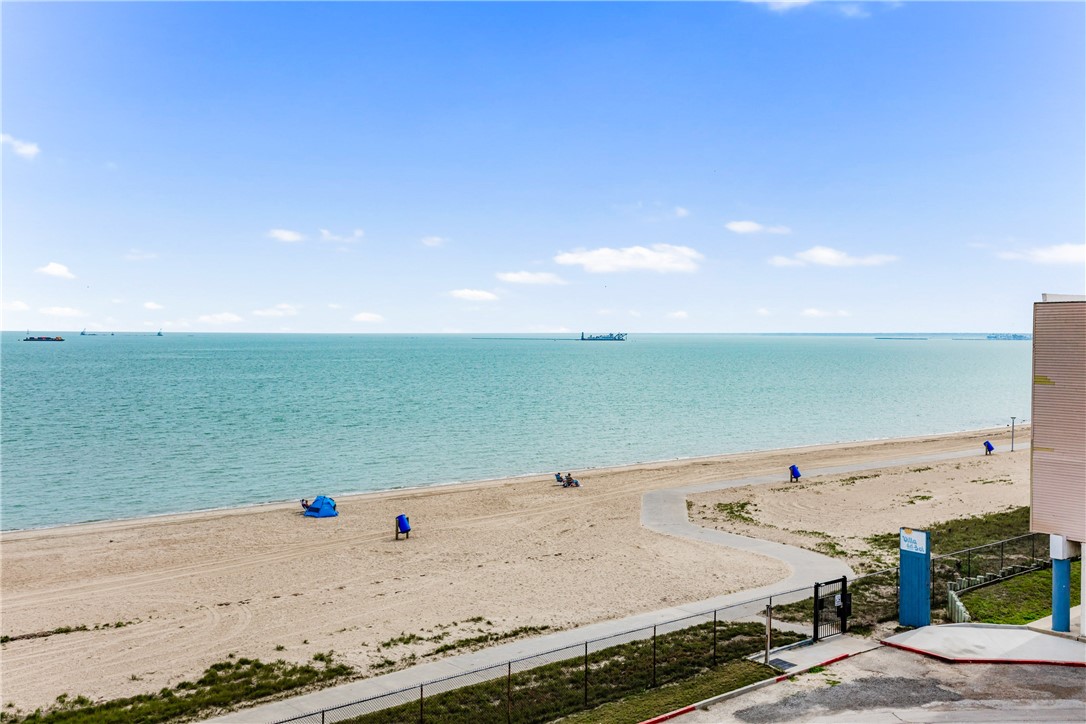 3938 Surfside Blvd 2306