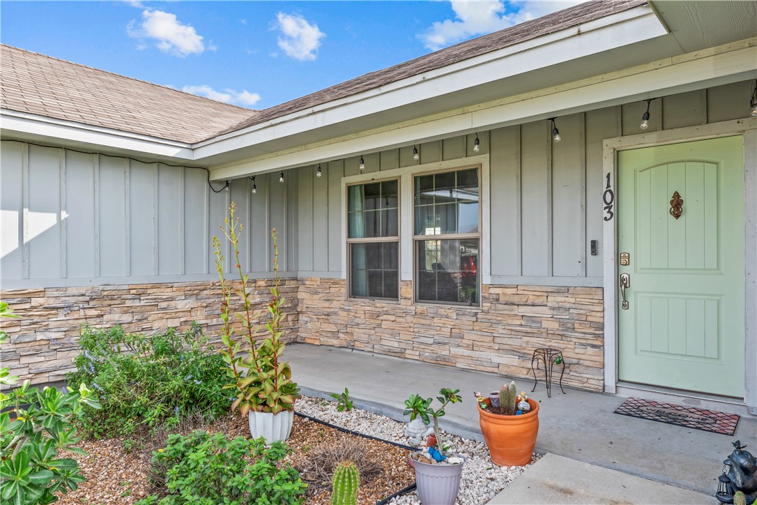 103 Atkinson Dr