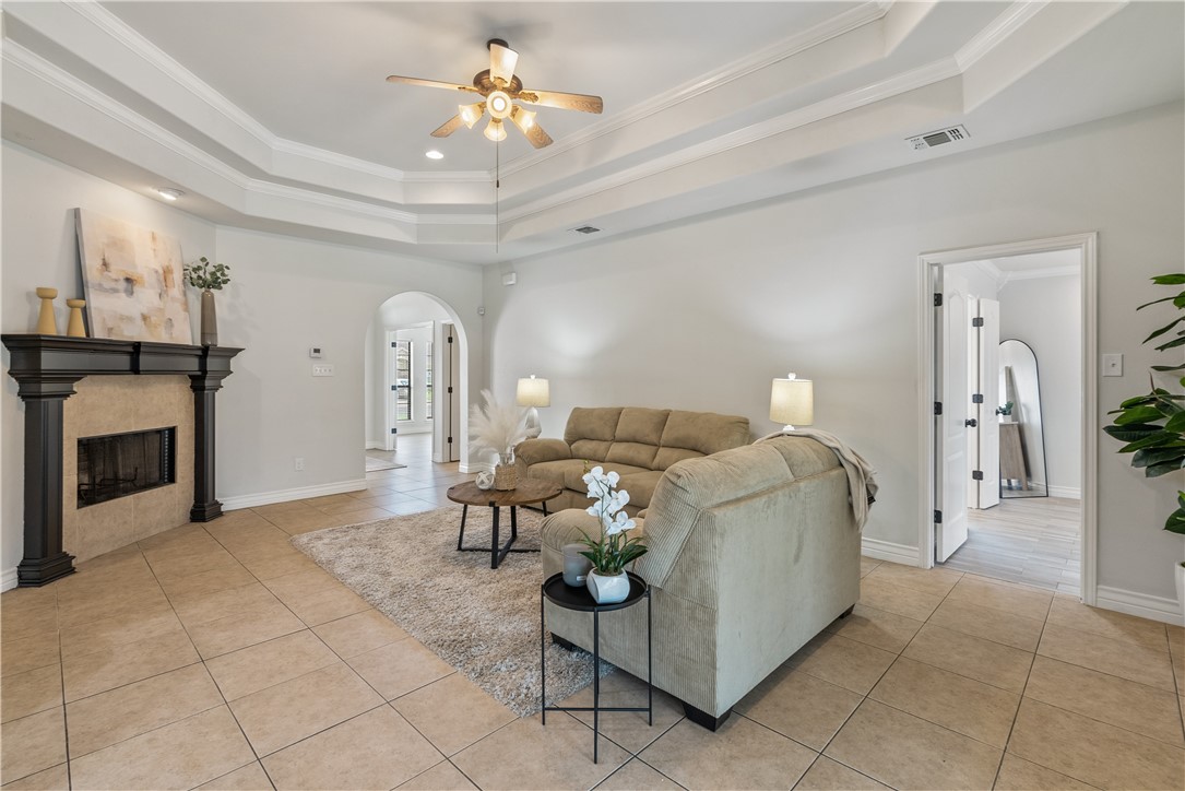 6645 La Bianca Dr