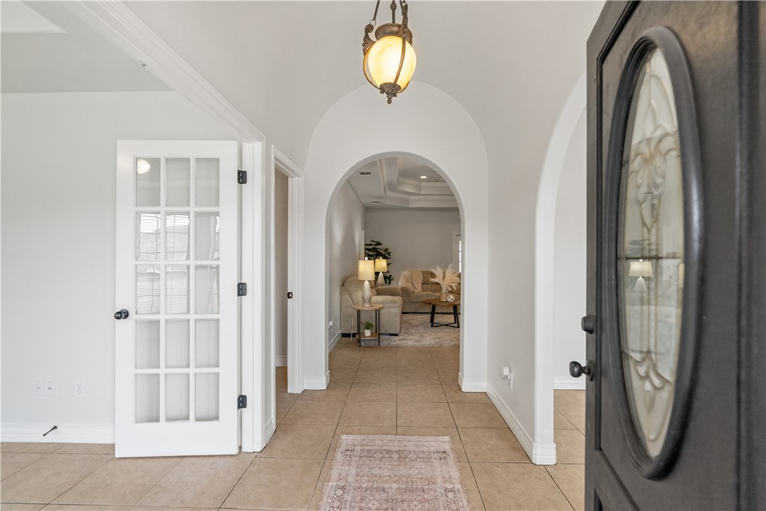 6645 La Bianca Dr