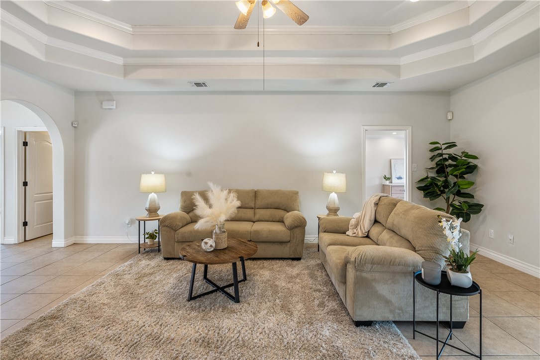 6645 La Bianca Dr
