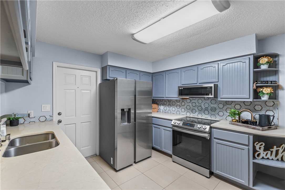 2321 Mesquite Circ