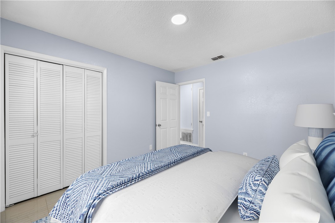 2321 Mesquite Circ