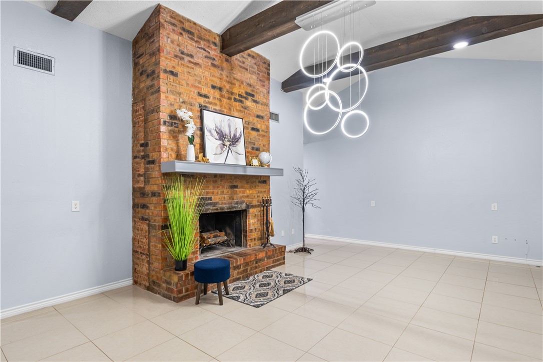 2321 Mesquite Circ