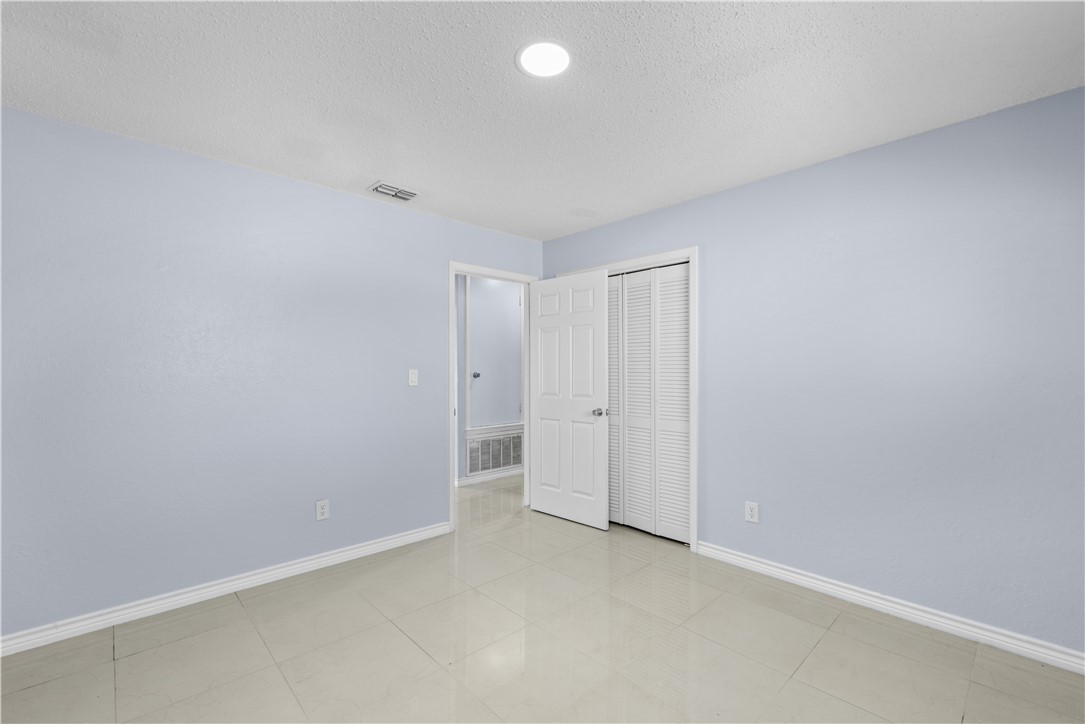 2321 Mesquite Circ