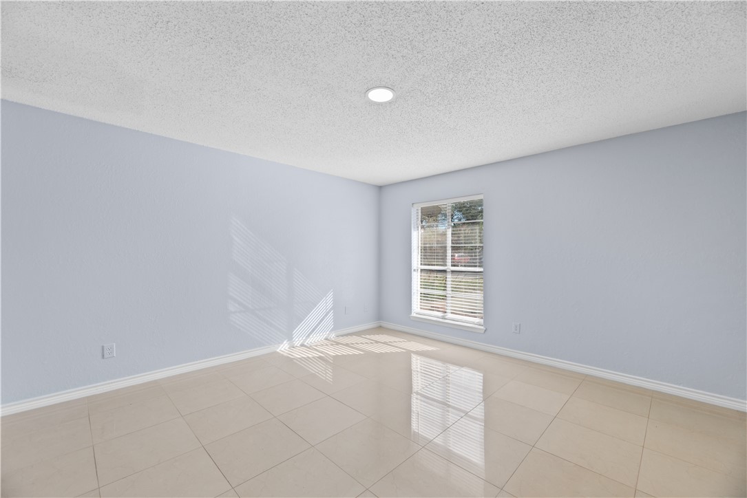 2321 Mesquite Circ