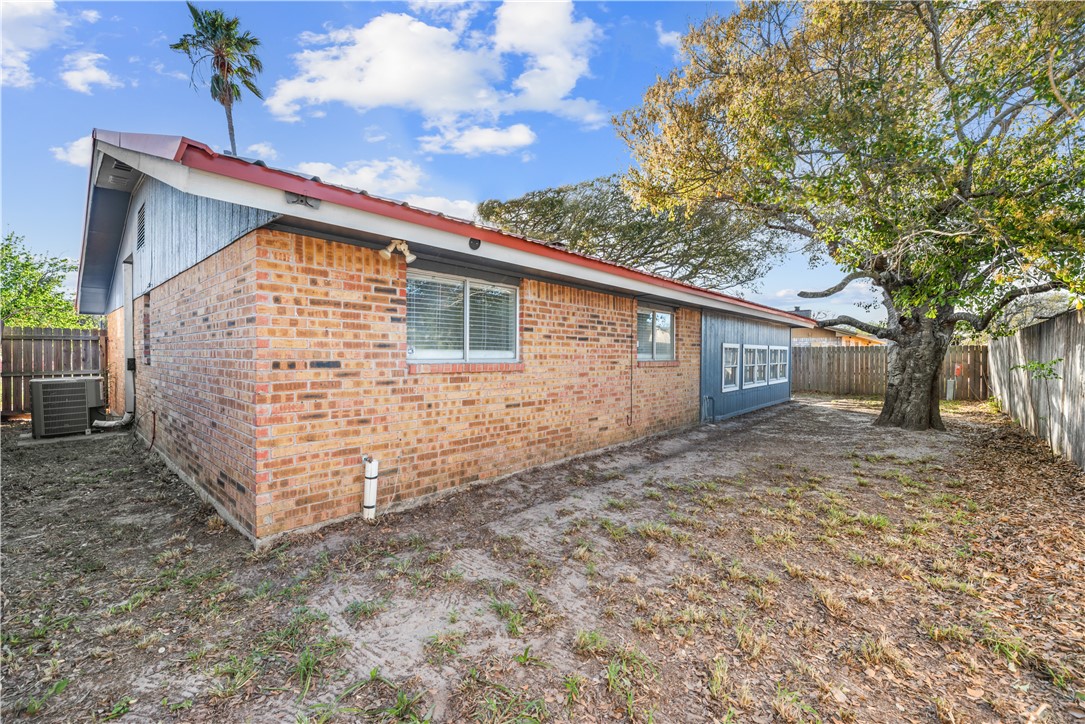 2321 Mesquite Circ