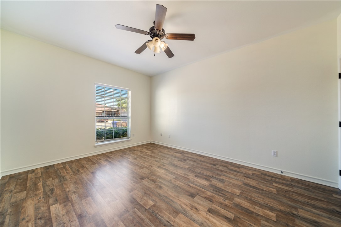 6825 Island Park Ct