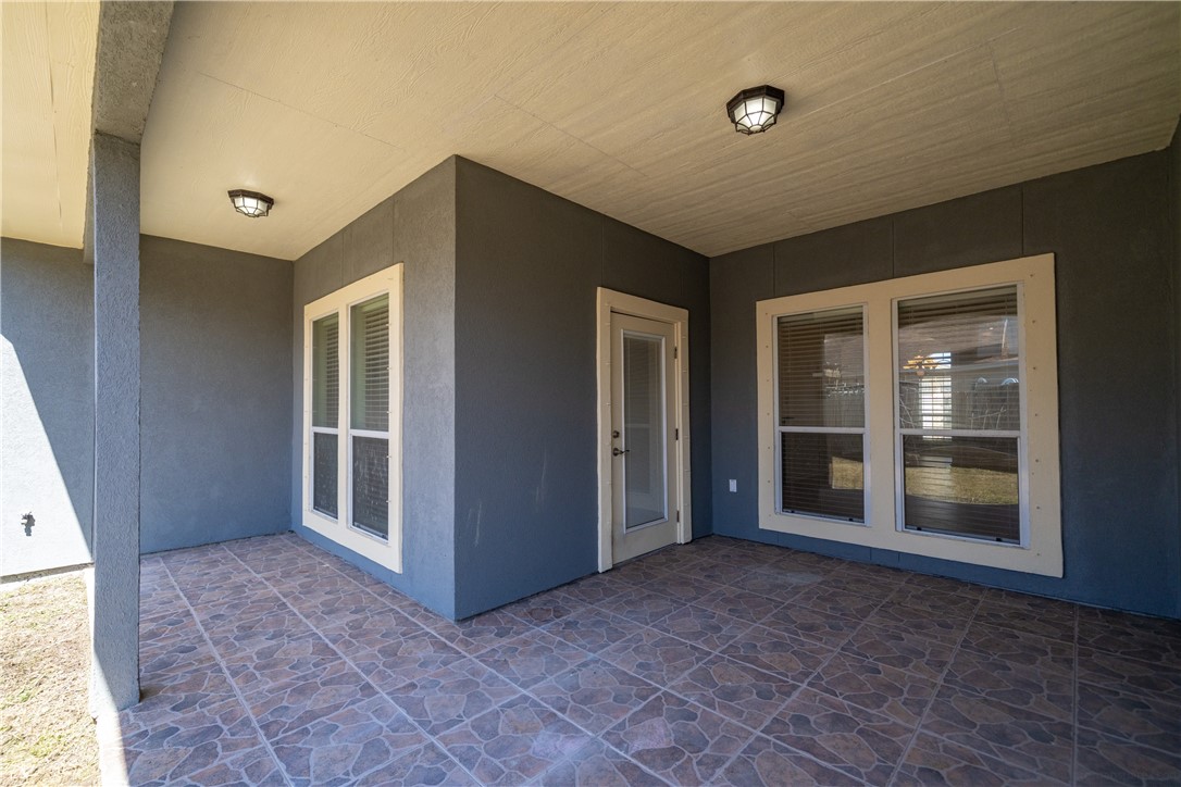 6825 Island Park Ct