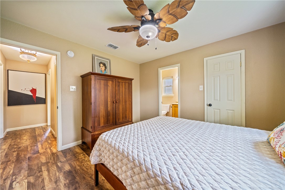 2309 Manitoba Dr