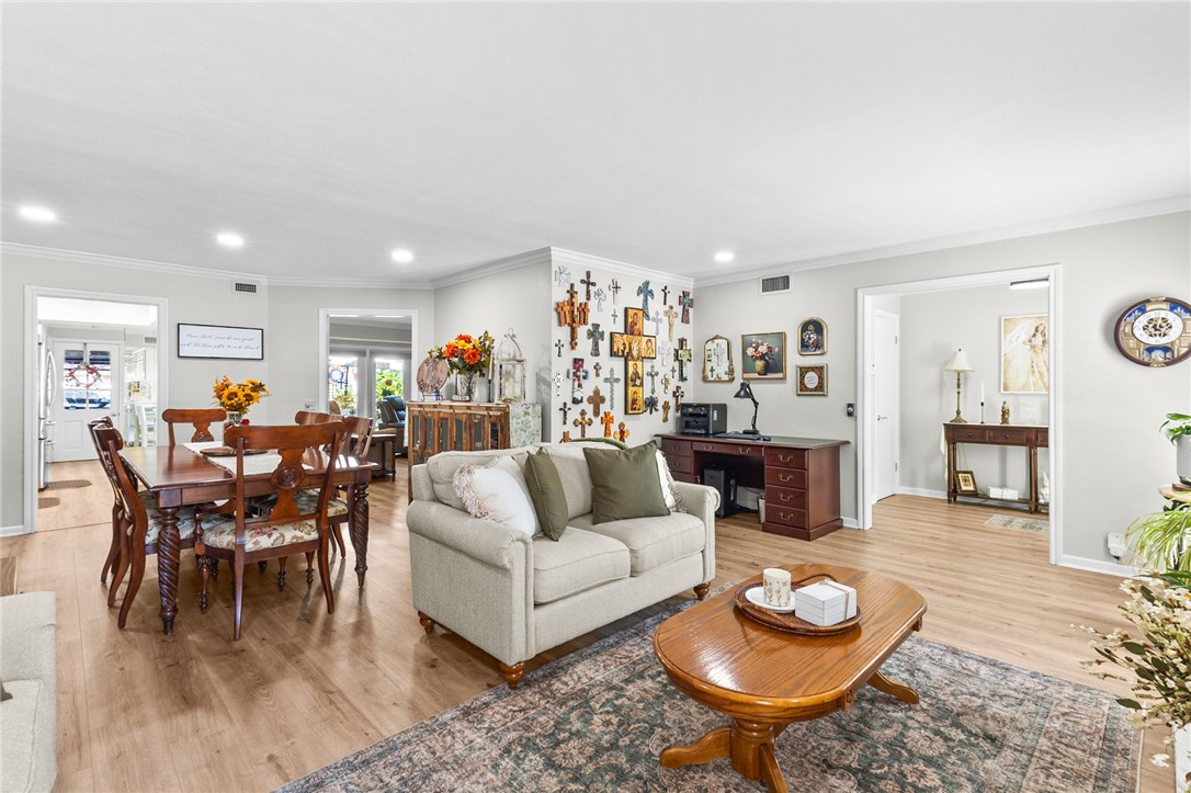 128 Lake Shore Dr 128