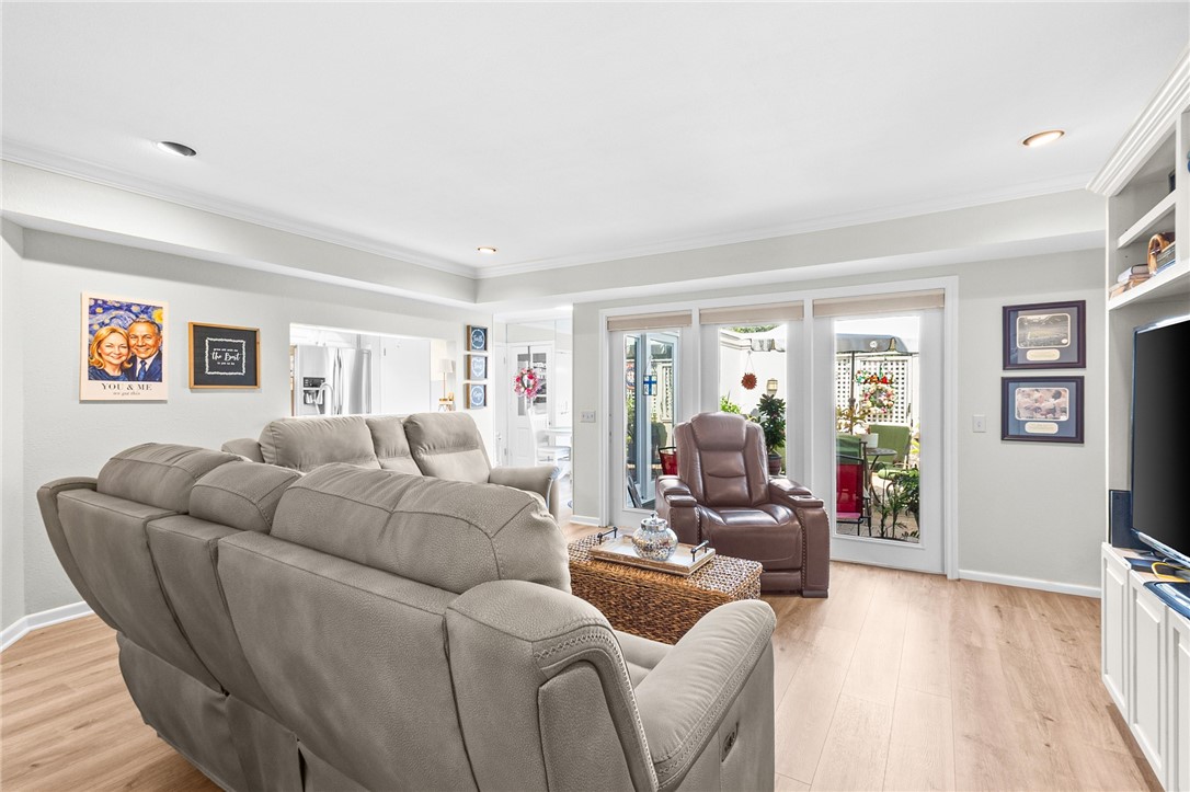 128 Lake Shore Dr 128