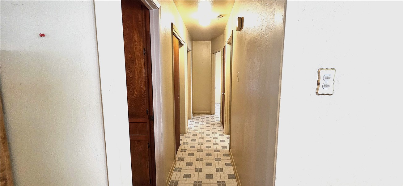 5813 Woodhaven Dr