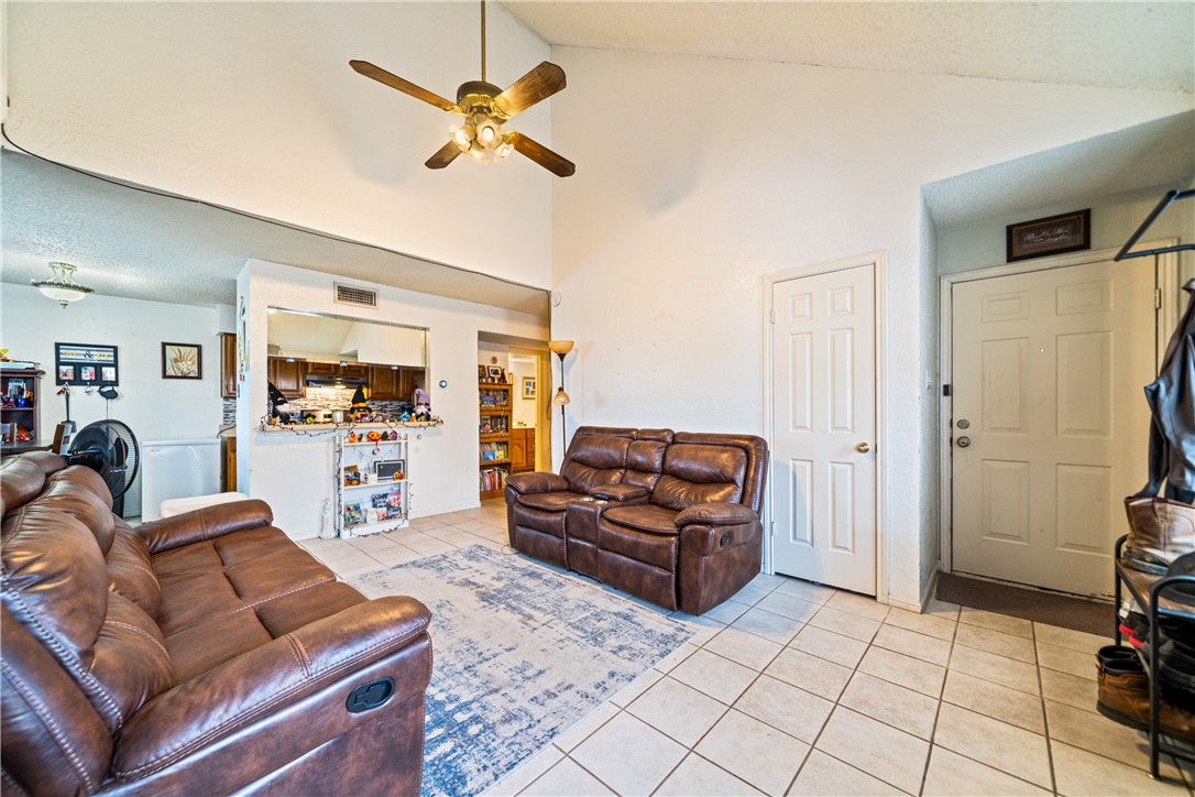 7202 Mansions Dr J2