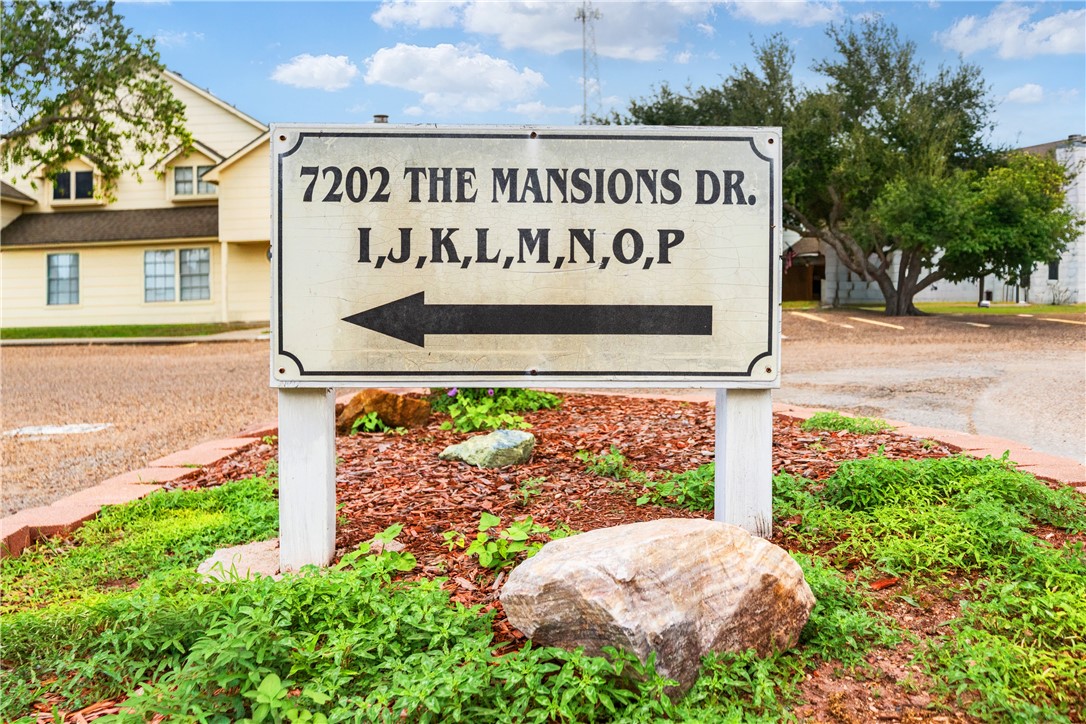 7202 Mansions Dr J2