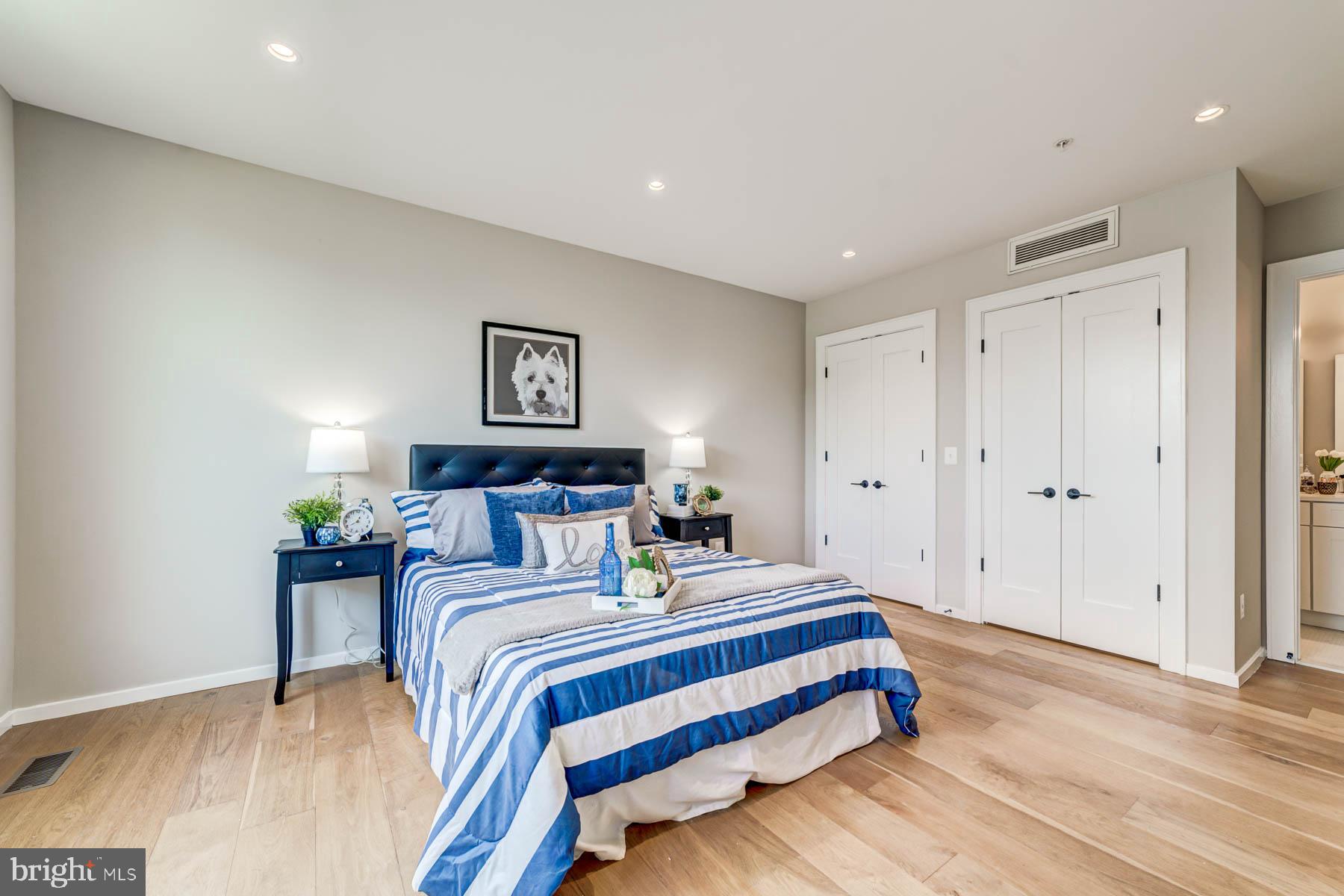 1201 Kearny STREET NE Unit: 202