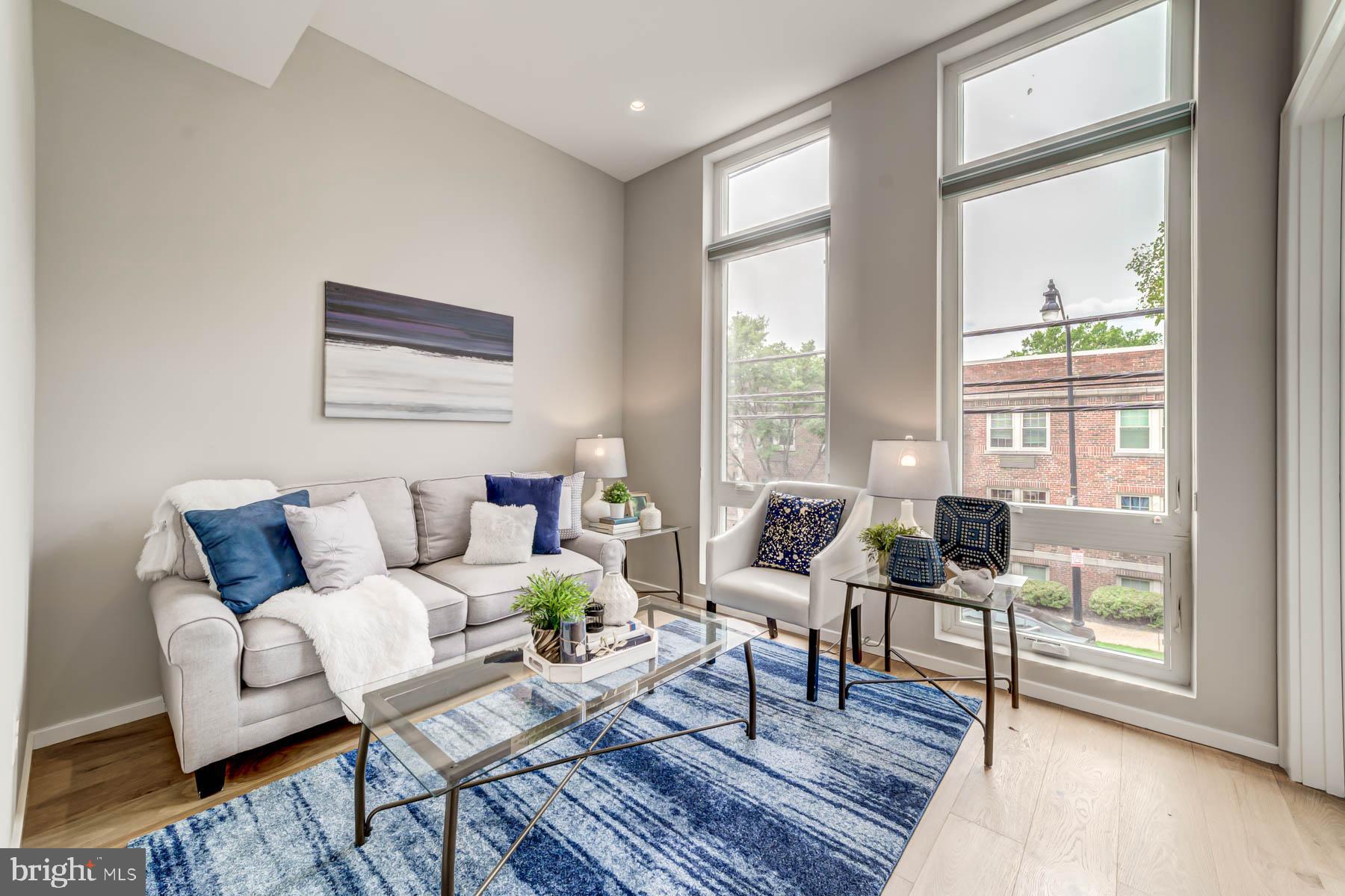 1201 Kearny STREET NE Unit: 202