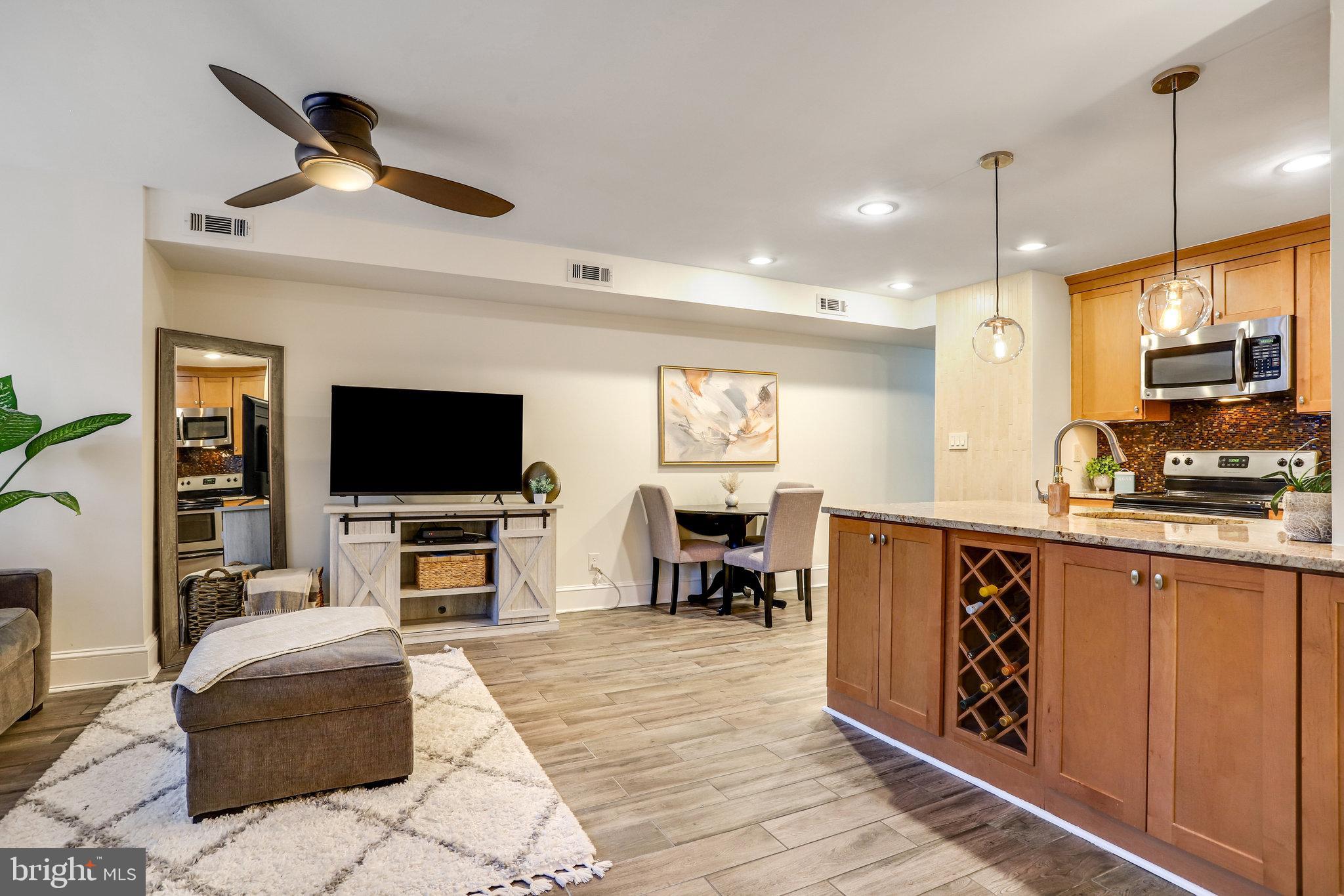 311 6th STREET SE Unit: 1