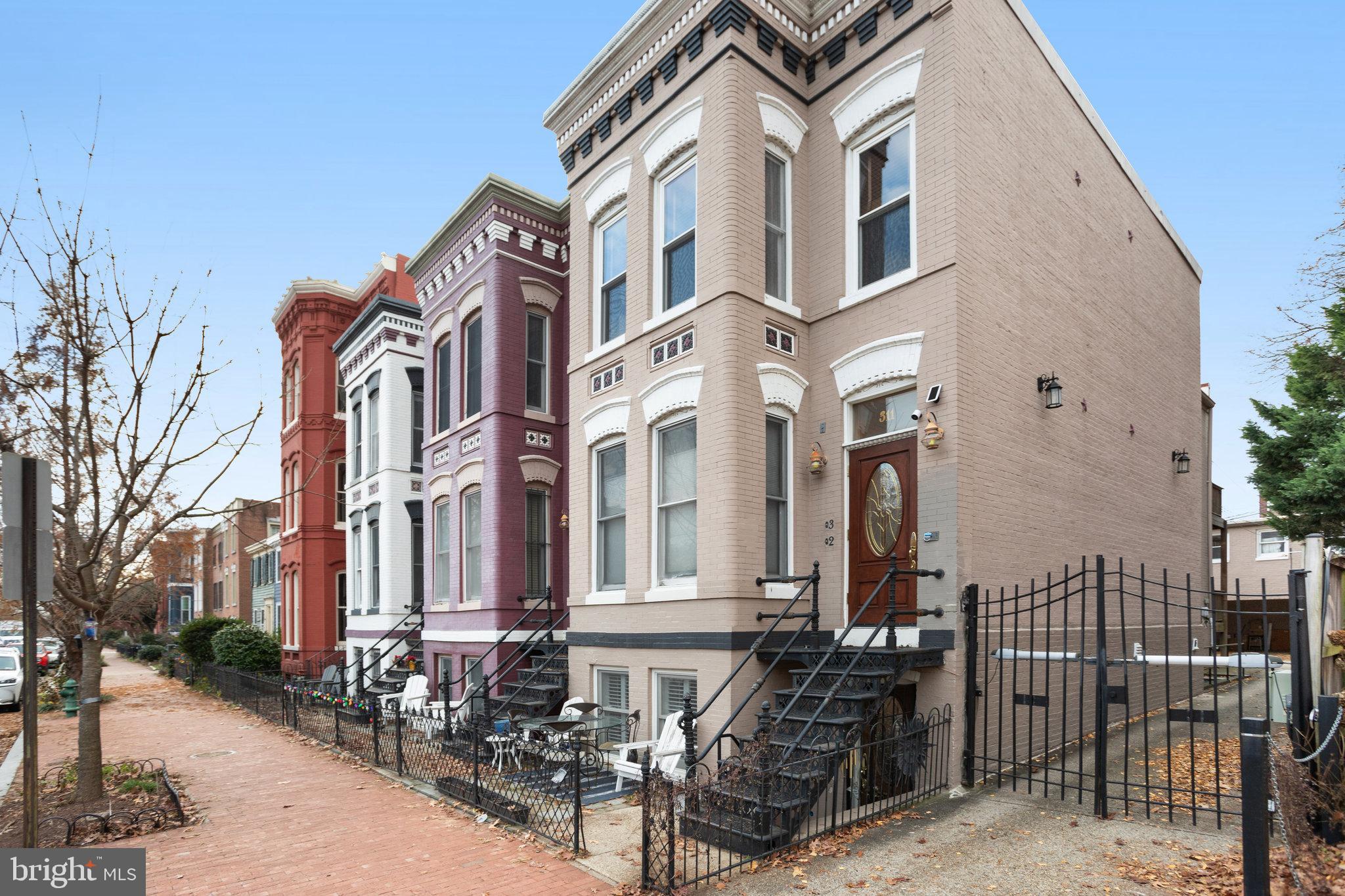 311 6th STREET SE Unit: 1