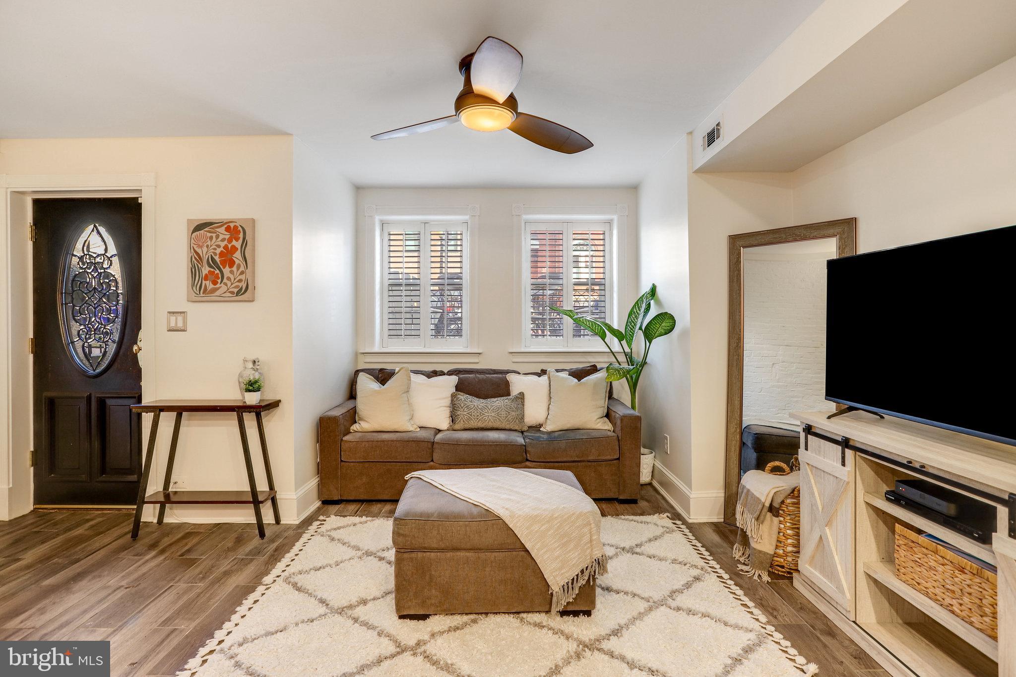 311 6th STREET SE Unit: 1