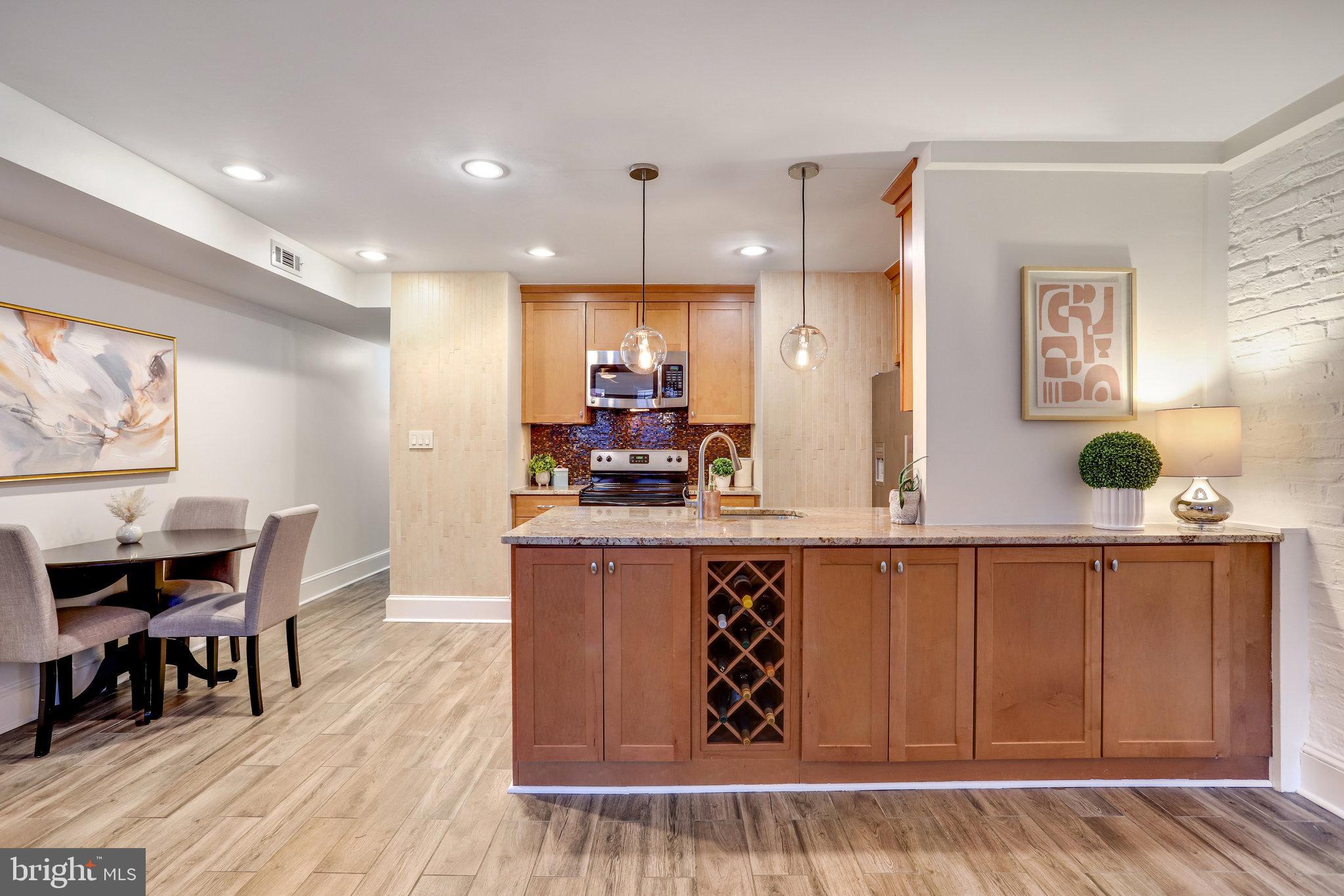 311 6th STREET SE Unit: 1