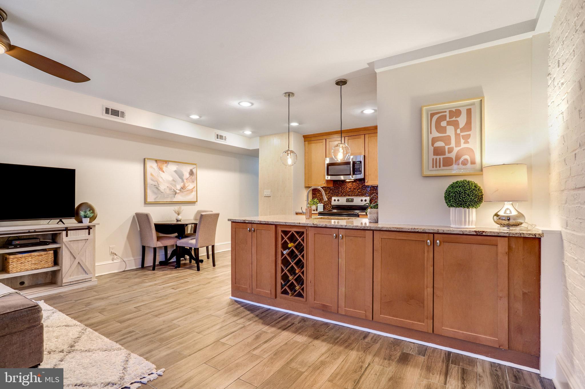 311 6th STREET SE Unit: 1