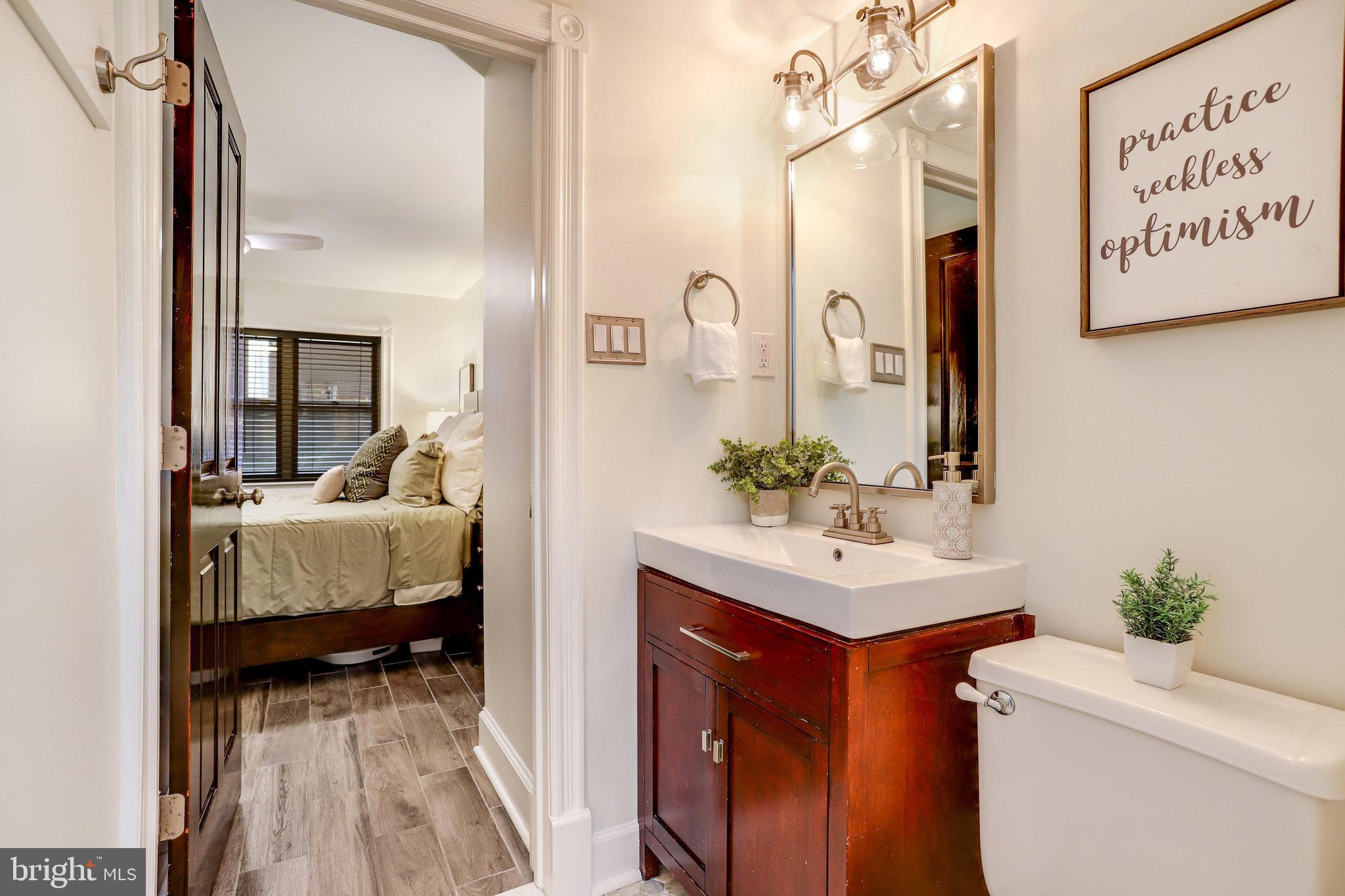 311 6th STREET SE Unit: 1
