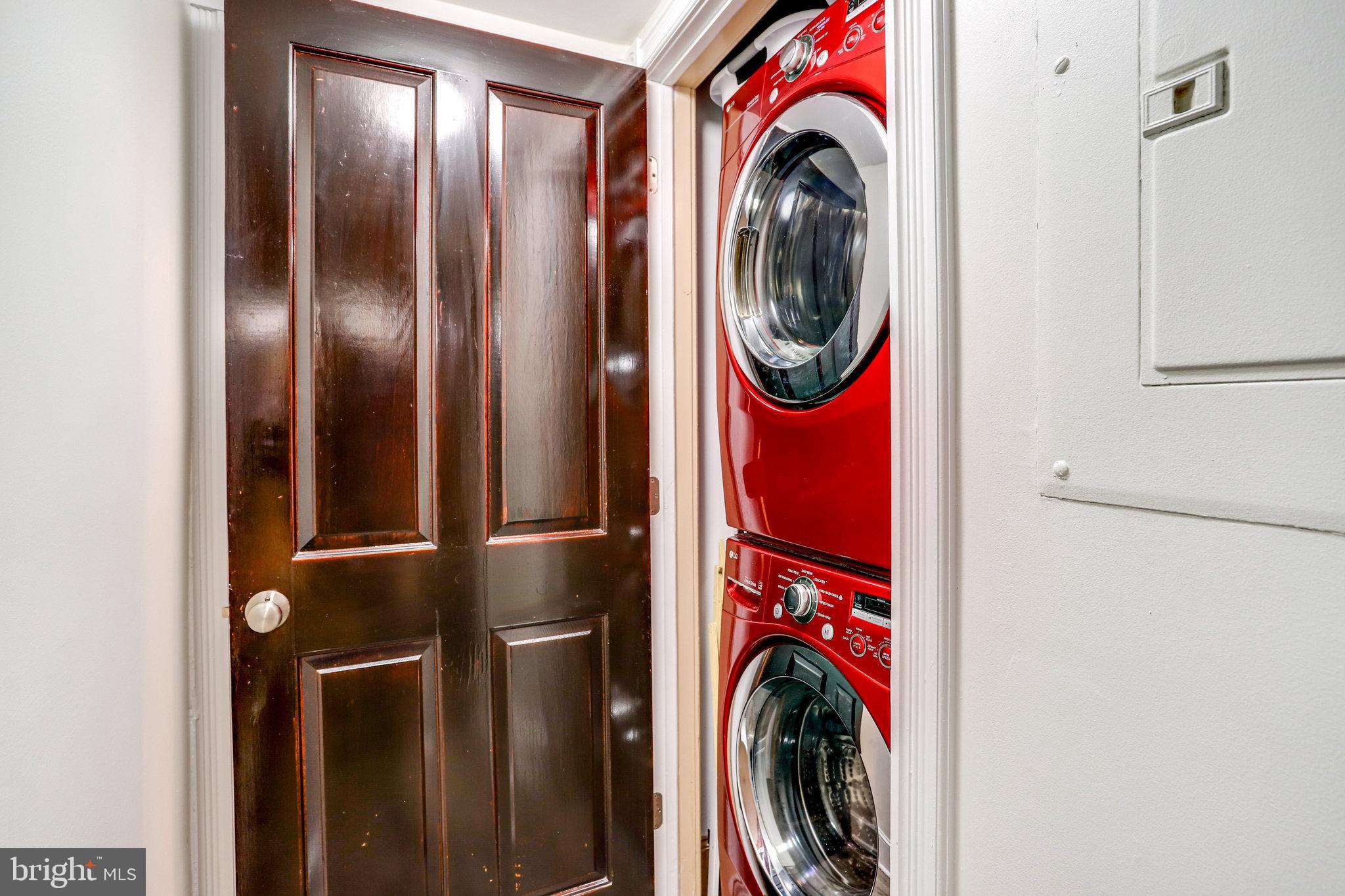 311 6th STREET SE Unit: 1