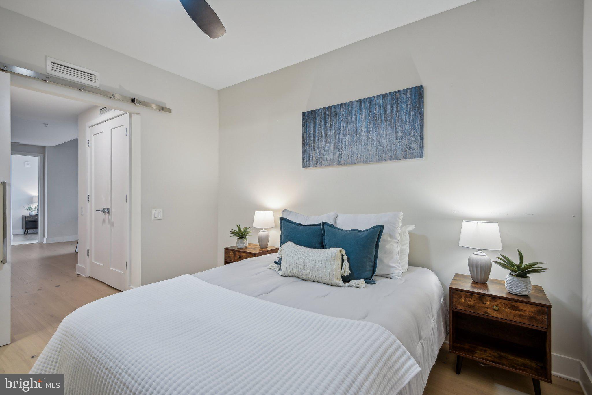 1211 van St SE #401