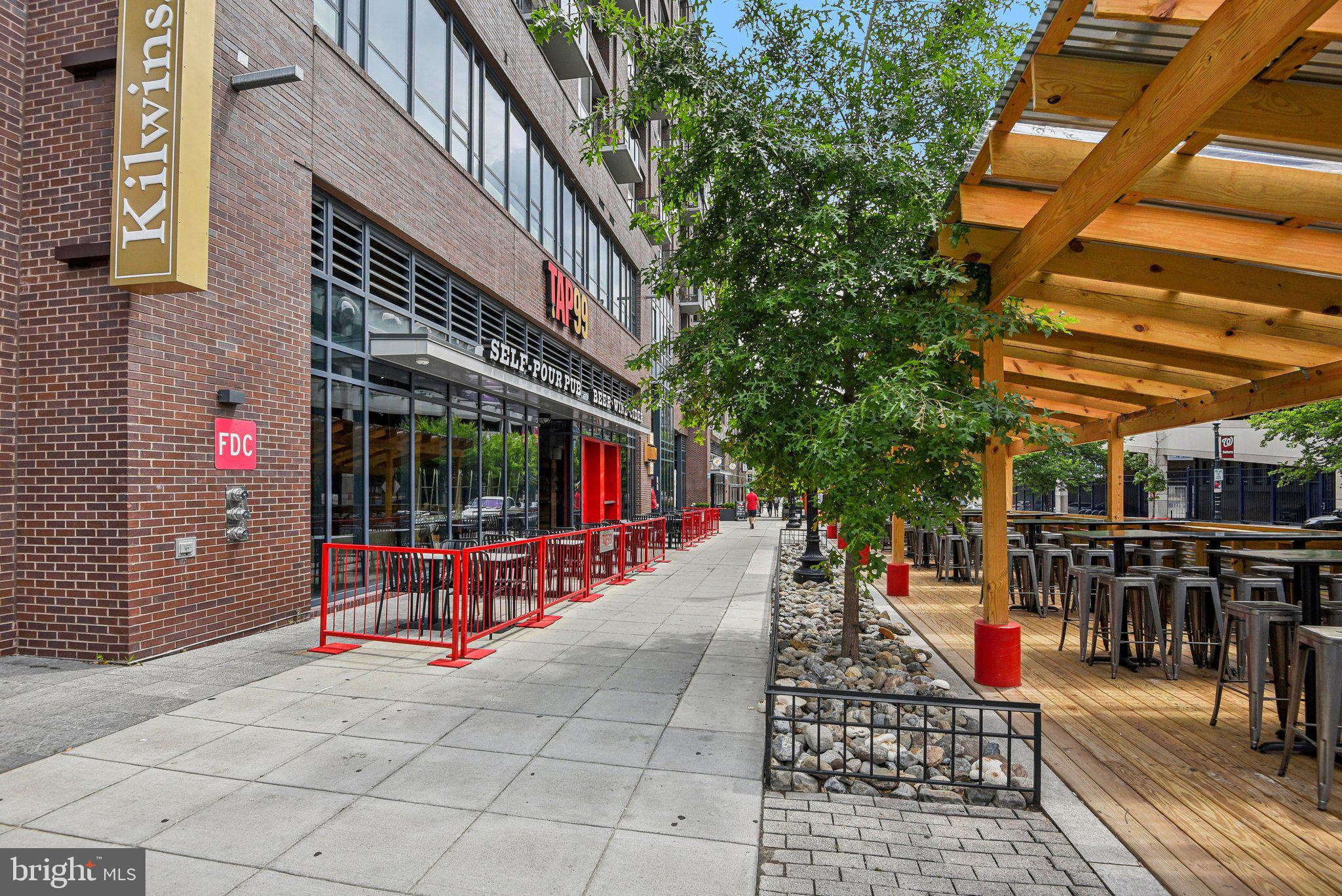 1211 van St SE #401