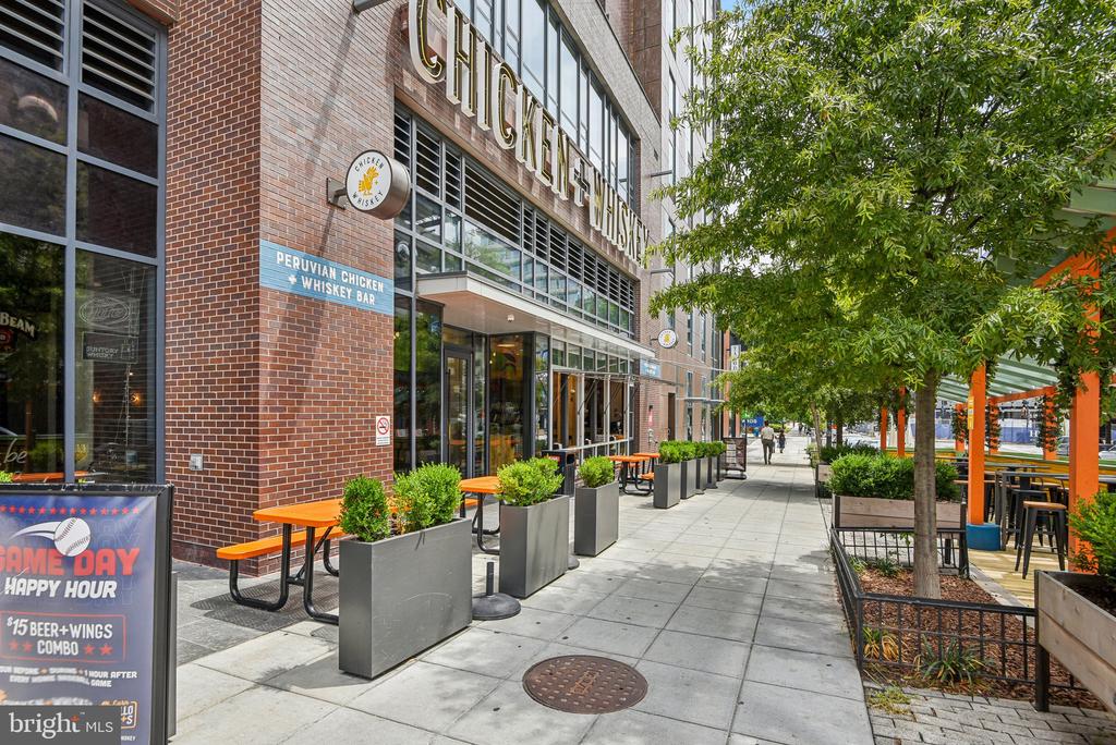 1211 van St SE #401