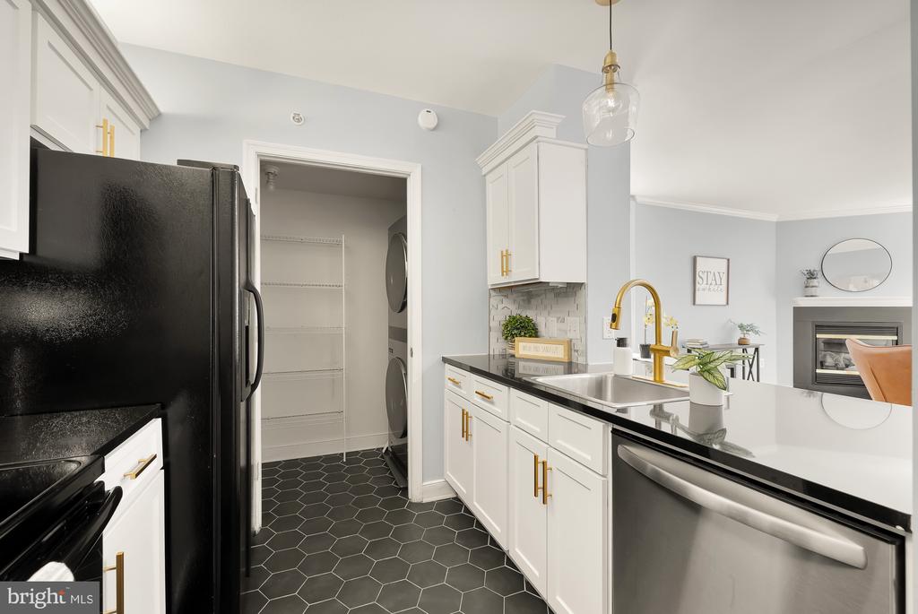 631 D ST NW #726
