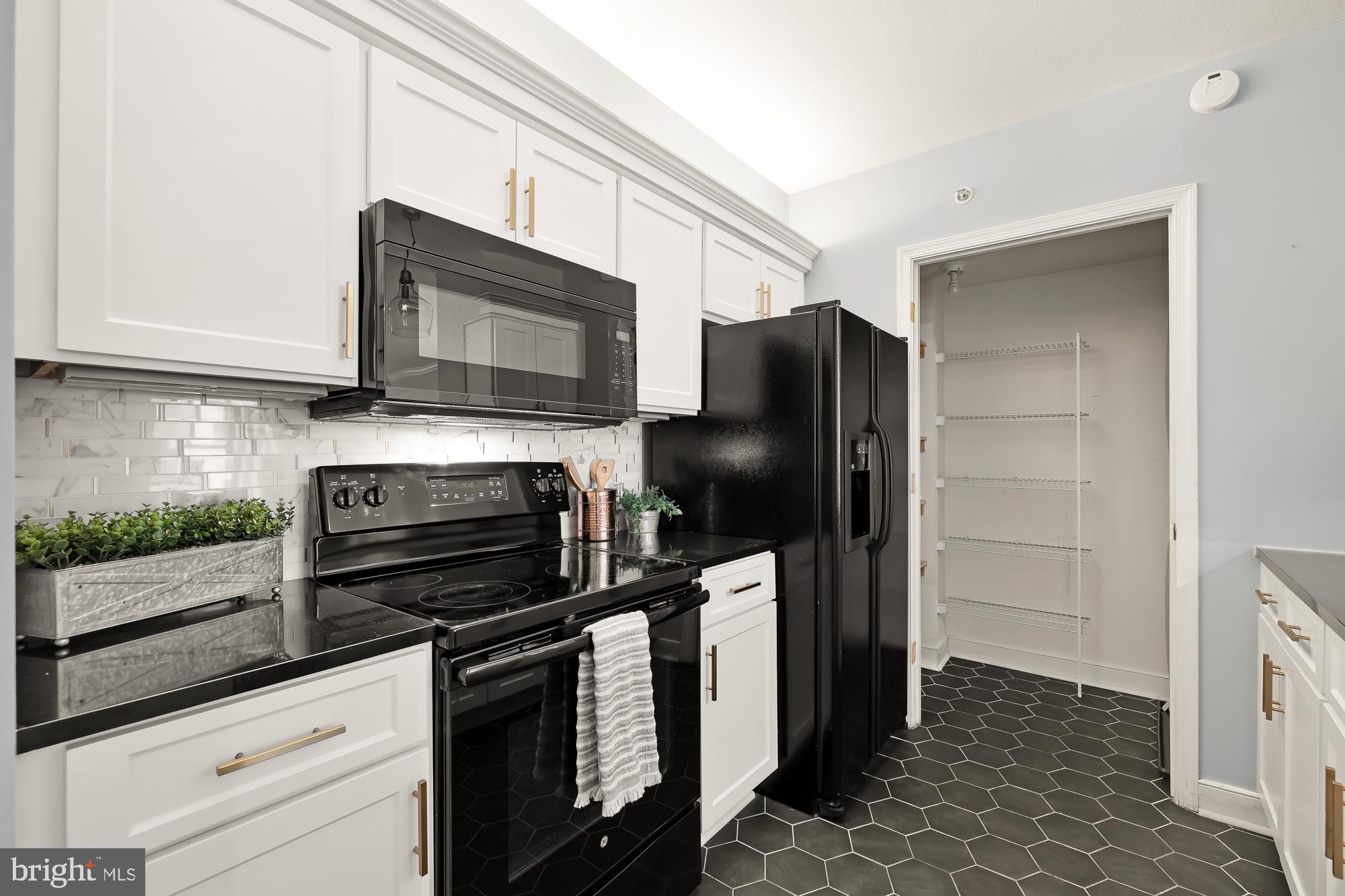 631 D ST NW #726