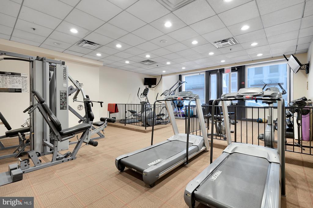 631 D ST NW #726