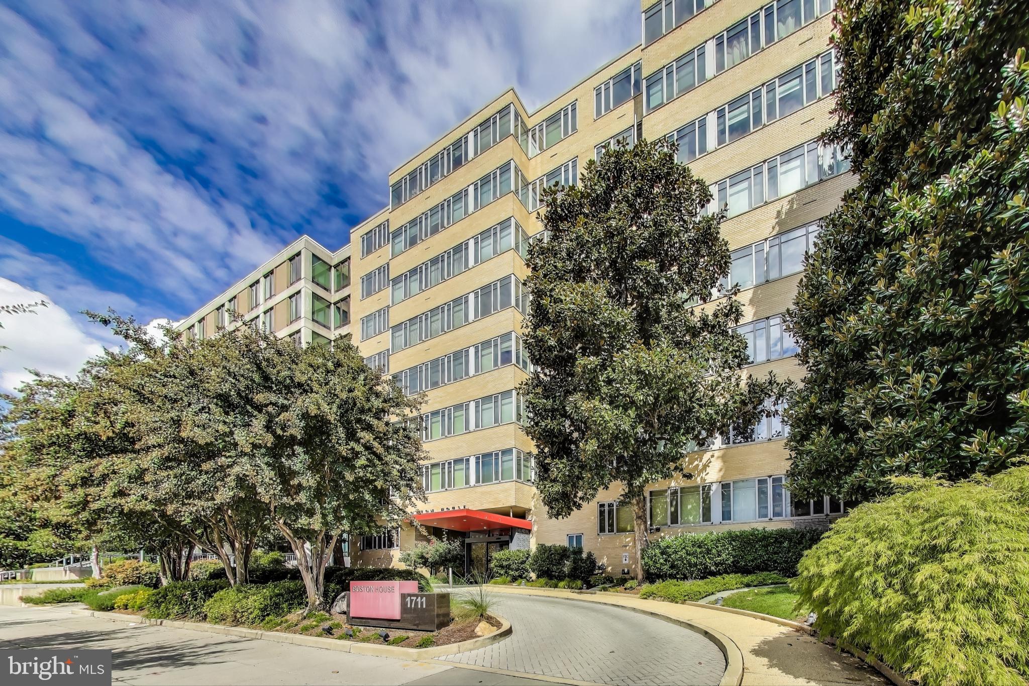 1711 MASSACHUSETTS AVENUE NW 810
