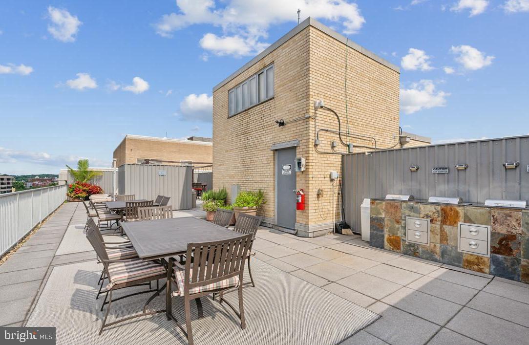 1711 MASSACHUSETTS AVENUE NW 810