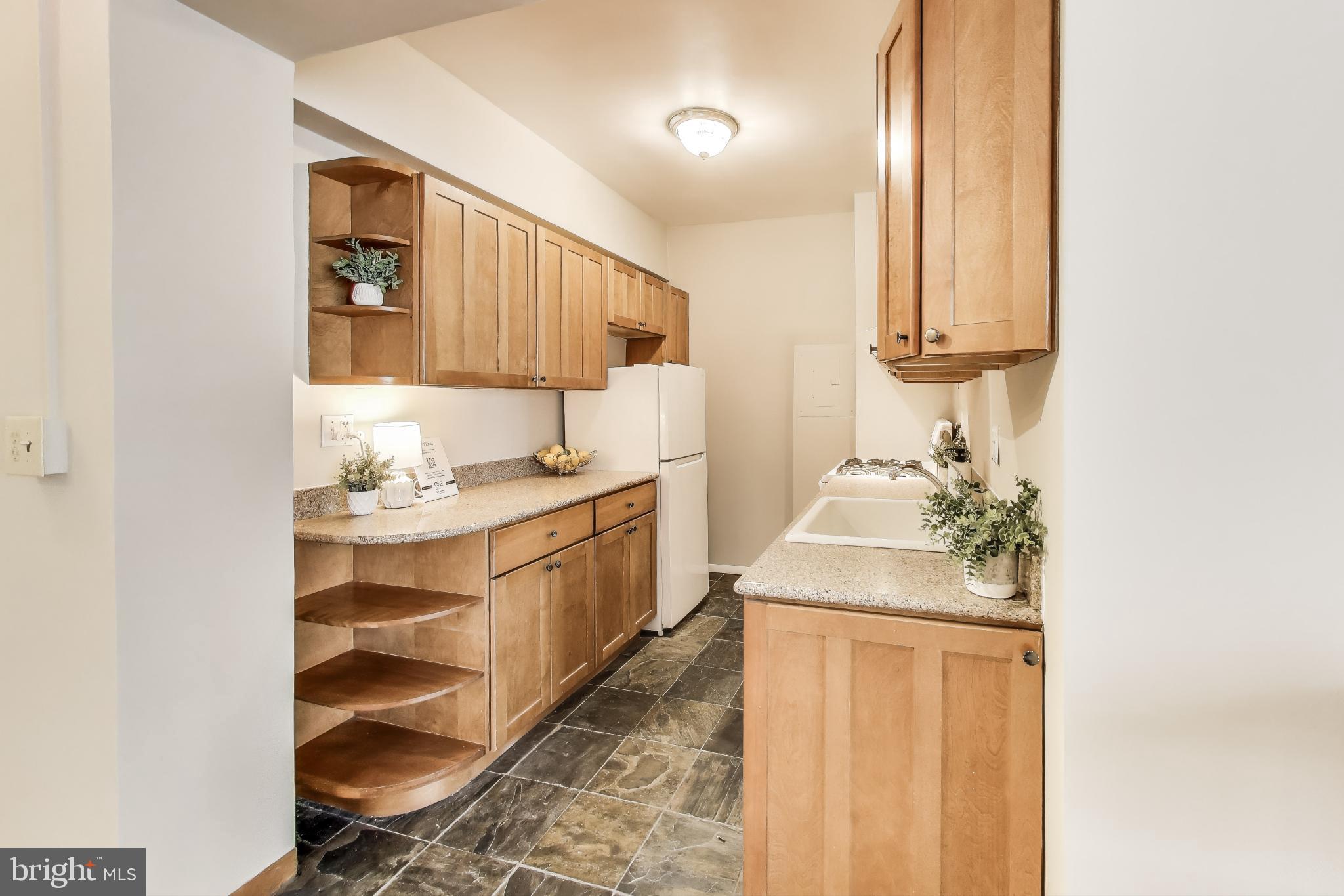 1711 MASSACHUSETTS AVENUE NW 810