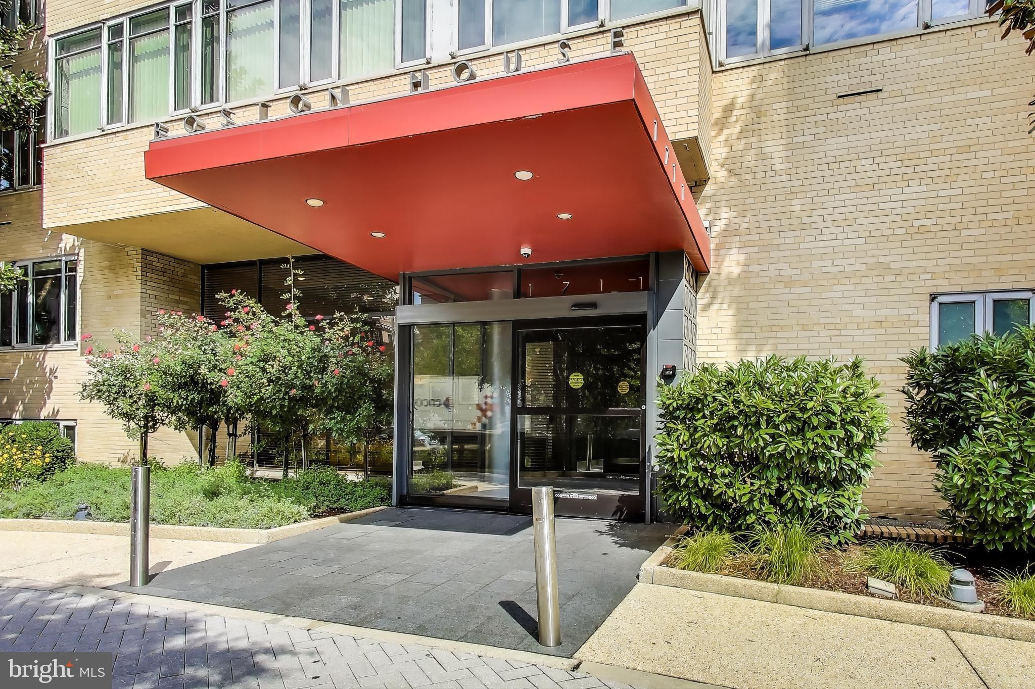 1711 MASSACHUSETTS AVENUE NW 810