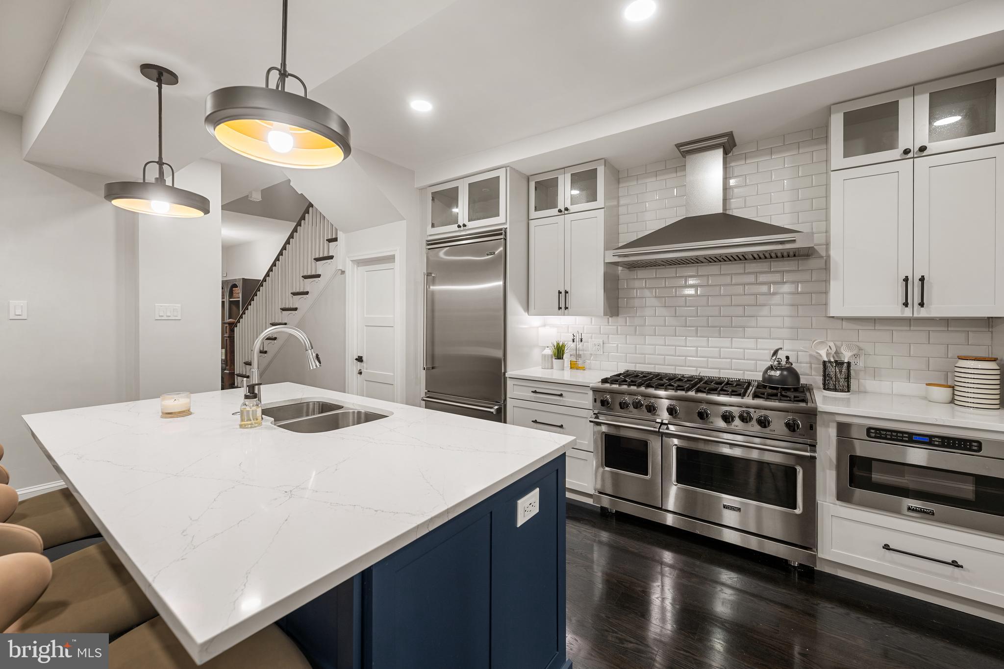 3702 JENIFER STREET NW