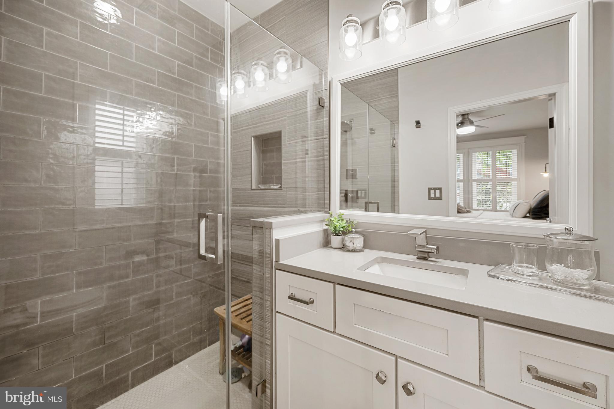 3702 JENIFER STREET NW