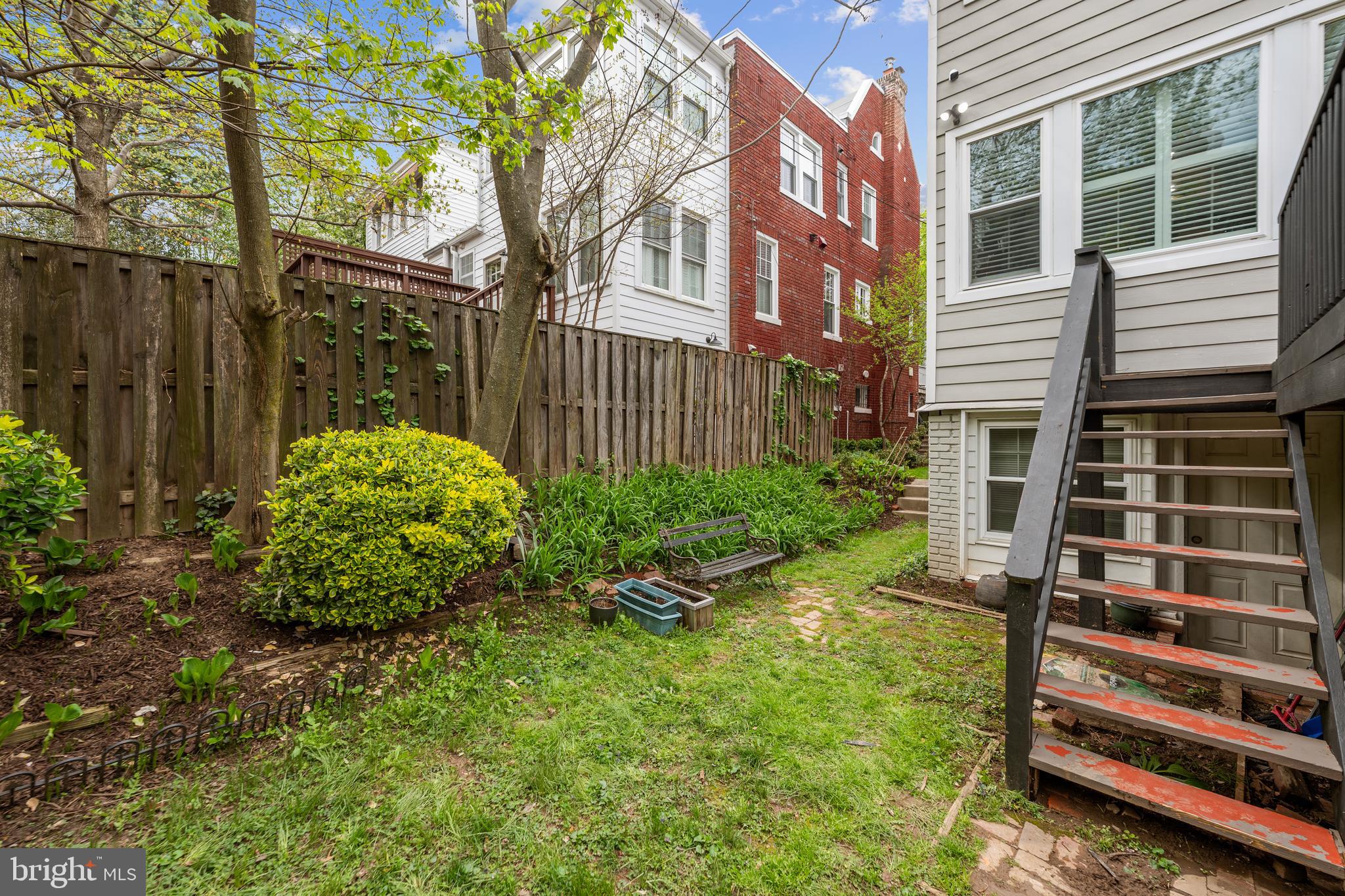 3702 JENIFER STREET NW