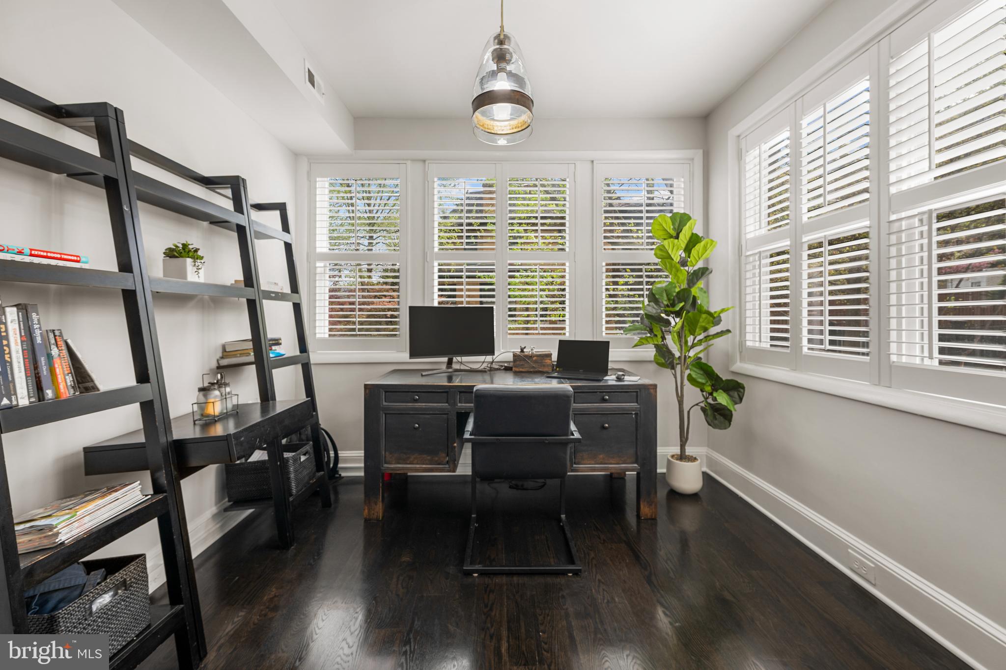 3702 JENIFER STREET NW