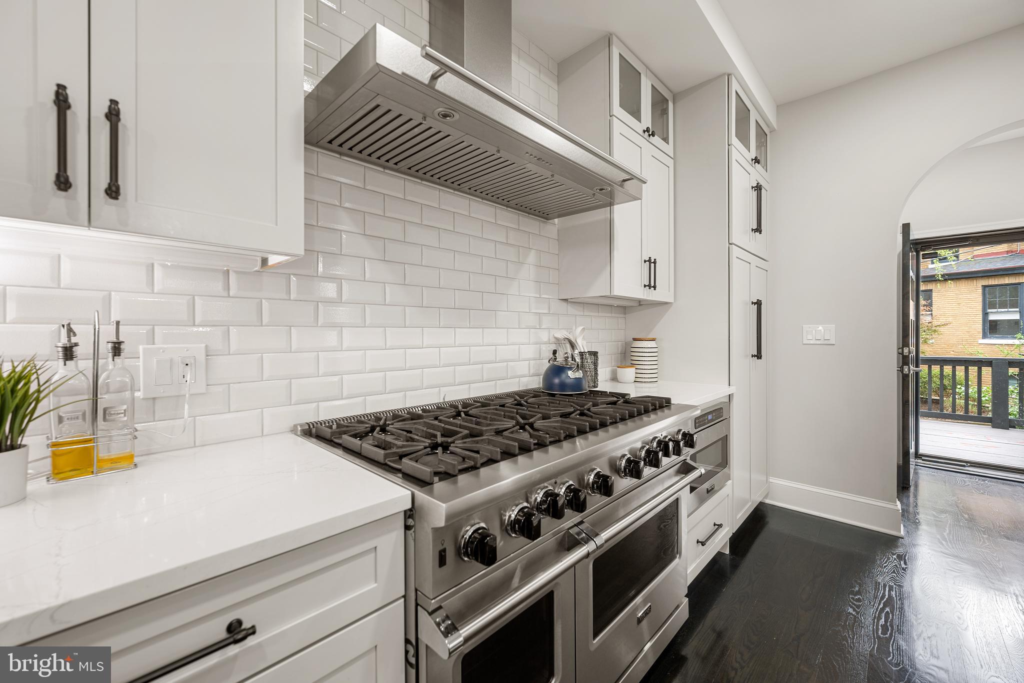 3702 JENIFER STREET NW