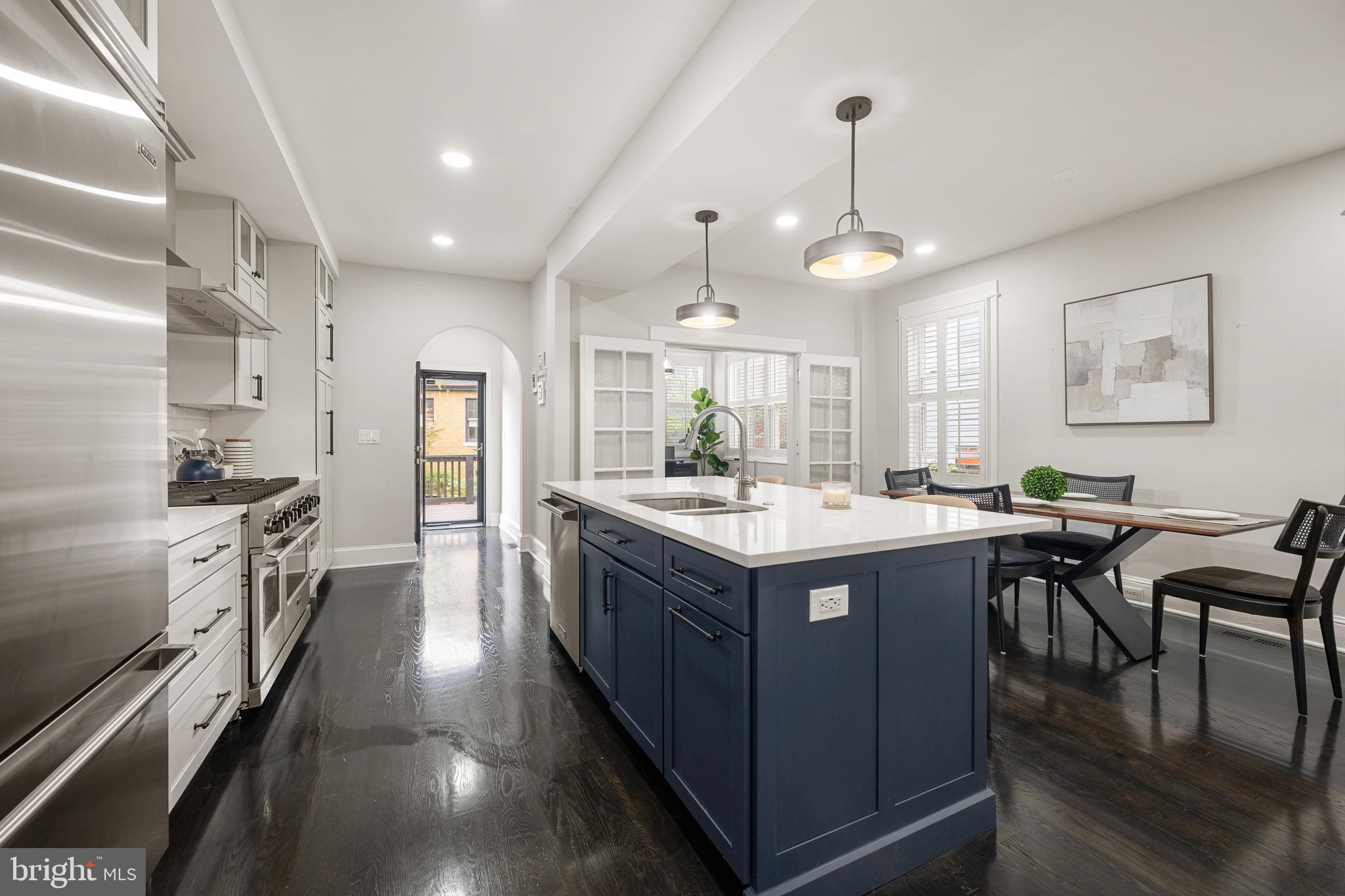 3702 JENIFER STREET NW