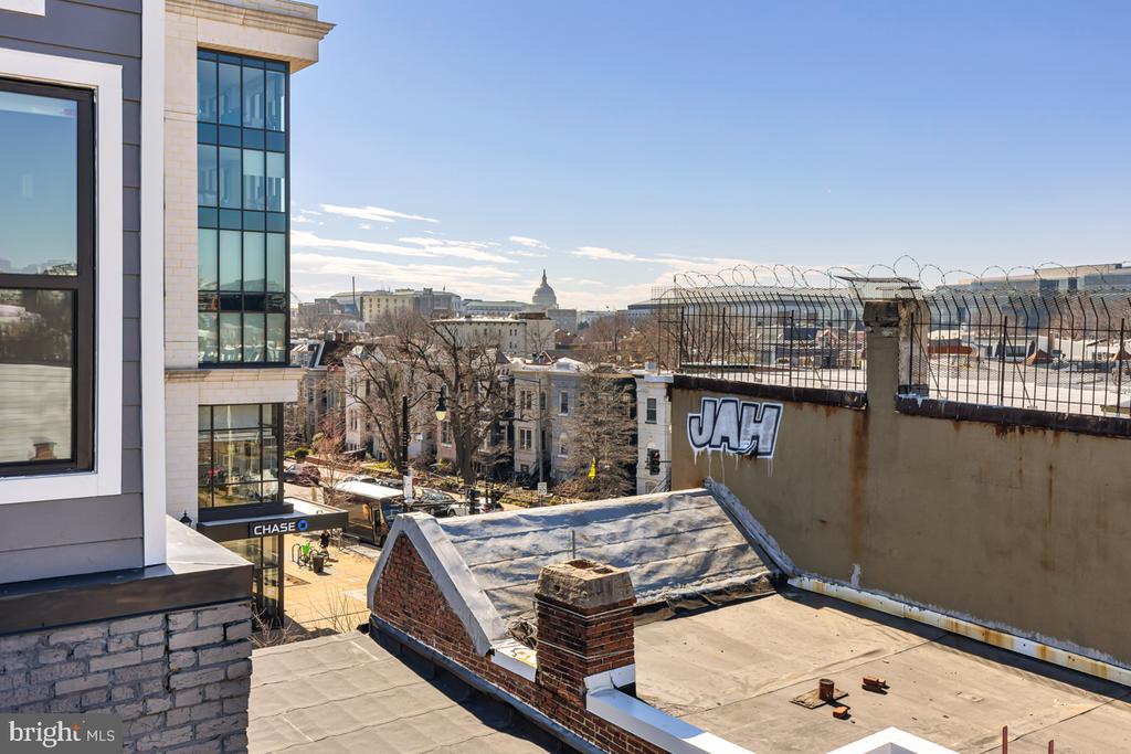 506 H STREET NE 401