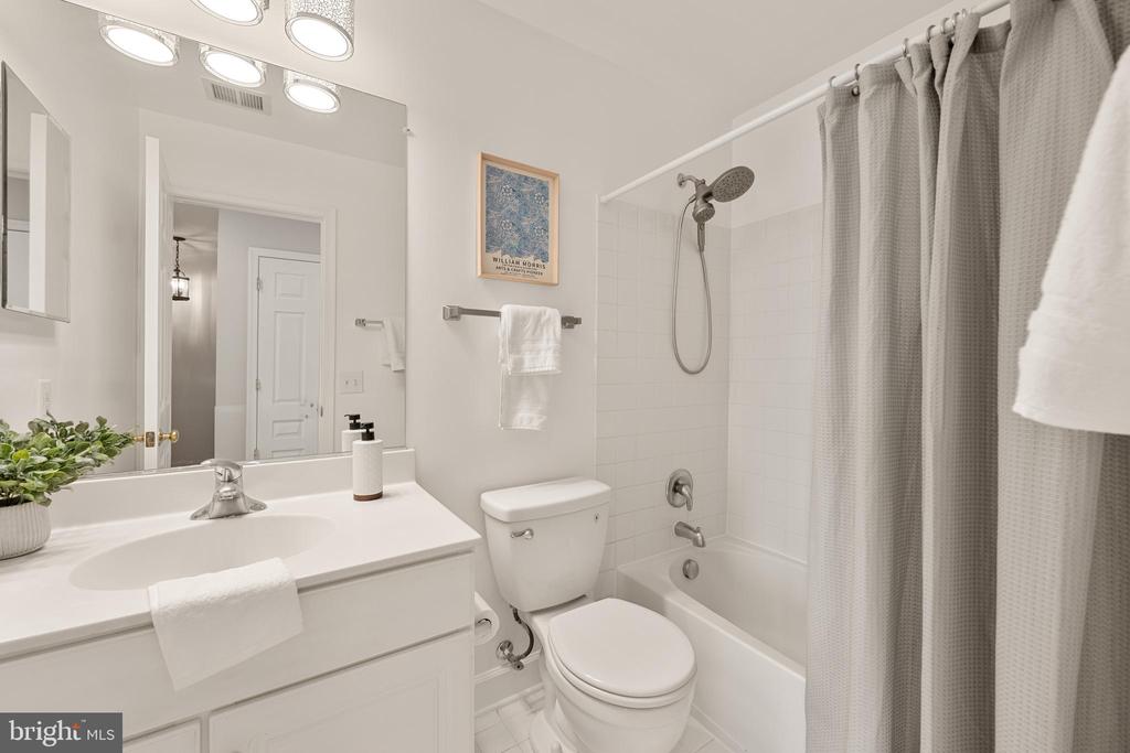2637 PATRICIA ROBERTS HARRIS PLACE NE