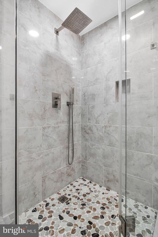 506 H STREET NE Unit: 202