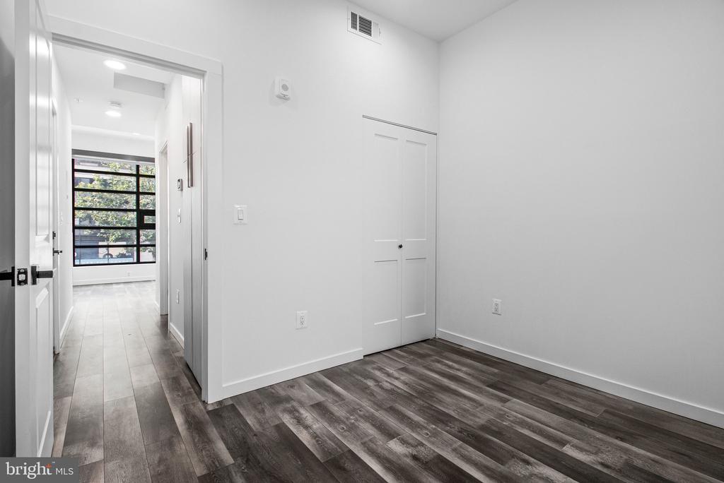 506 H STREET NE Unit: 202