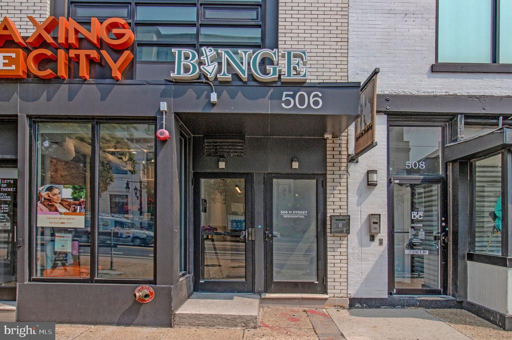506 H STREET NE Unit: 302