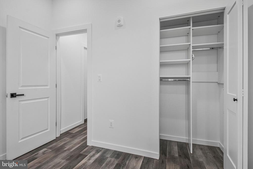 506 H STREET NE Unit: 302